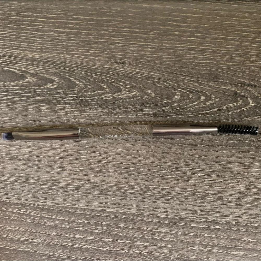 Japonesque Angled Liner Brow Spoolie Brush Double Ended